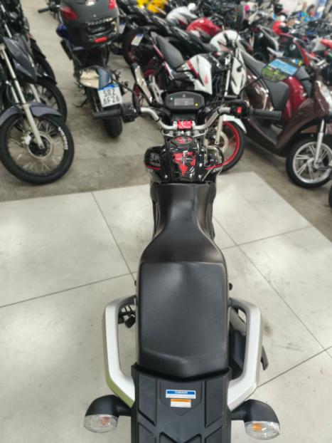 YAMAHA XTZ 150 Crosser S, Foto 11