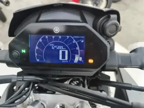 YAMAHA XTZ 250 , Foto 9