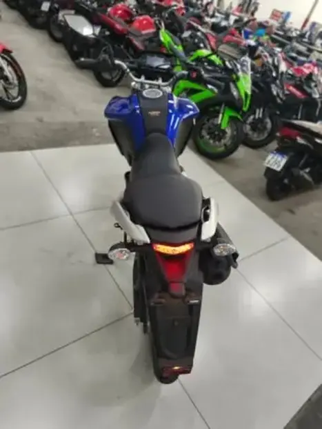 YAMAHA XTZ 250 , Foto 2