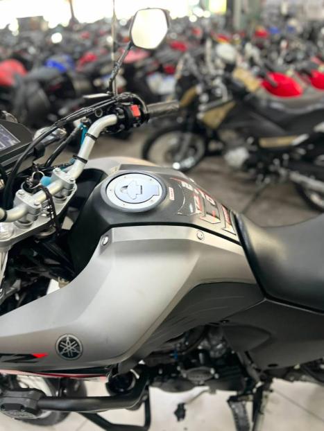YAMAHA XTZ 250 , Foto 9