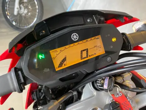 YAMAHA XTZ 250 LANDER, Foto 6