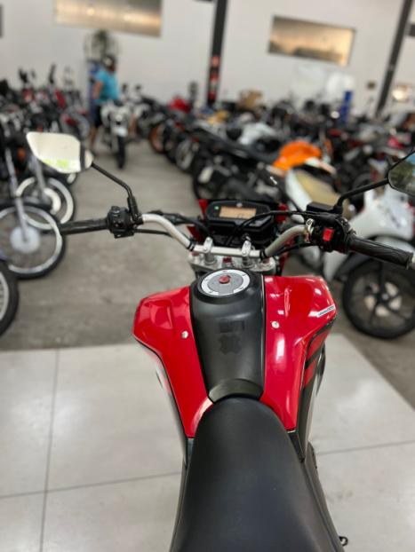 YAMAHA XTZ 250 LANDER, Foto 4