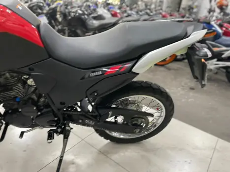 YAMAHA XTZ 250 LANDER, Foto 3