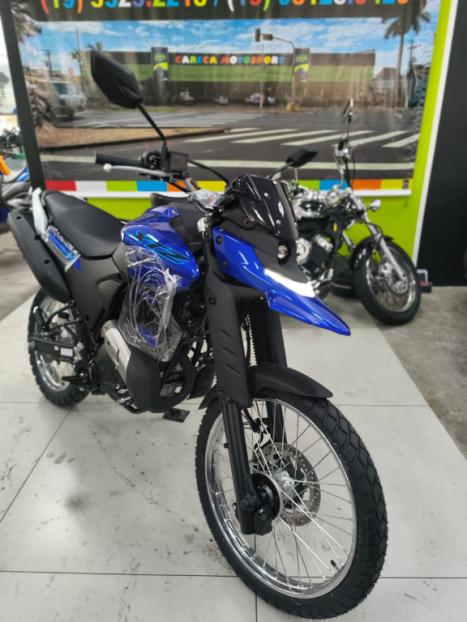 YAMAHA XTZ 250 LANDER, Foto 2