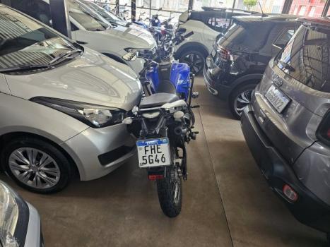 YAMAHA XTZ 250 LANDER, Foto 4