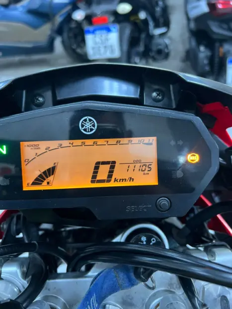 YAMAHA XTZ 250 LANDER, Foto 7