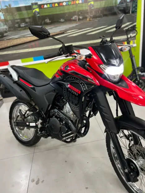 YAMAHA XTZ 250 LANDER, Foto 9