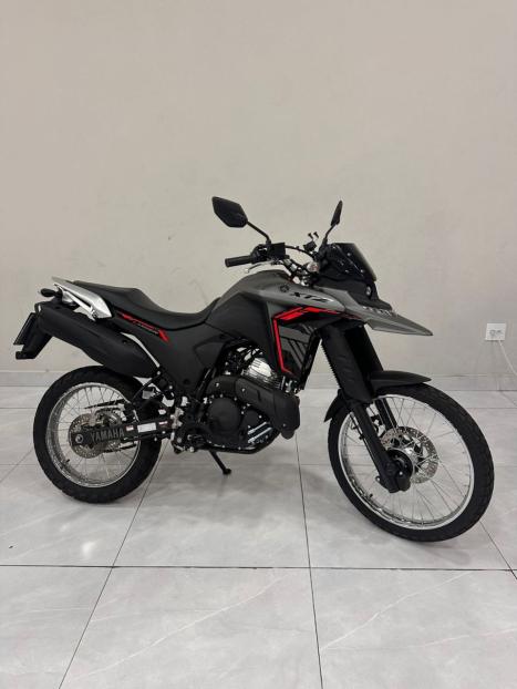 YAMAHA XTZ 250 LANDER, Foto 1