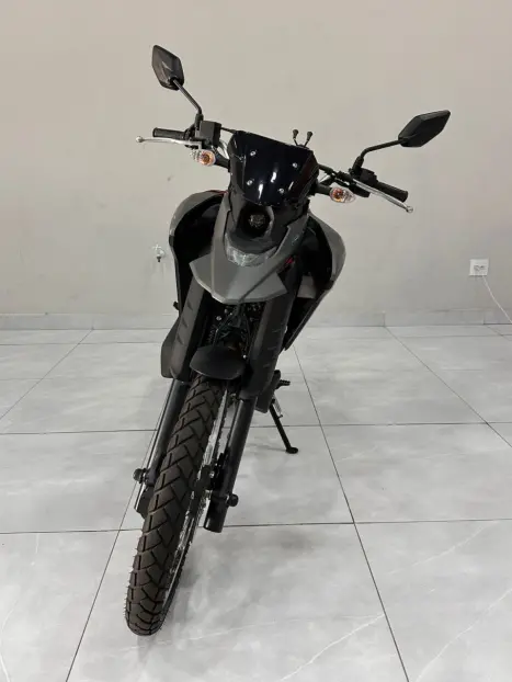 YAMAHA XTZ 250 LANDER, Foto 3