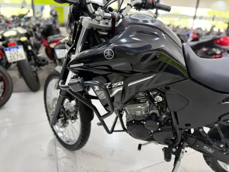 YAMAHA XTZ 250 LANDER, Foto 7
