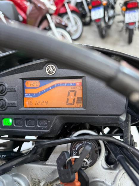 YAMAHA XTZ 250 LANDER, Foto 4