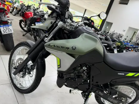 YAMAHA XTZ 250 LANDER, Foto 6