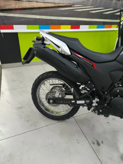 YAMAHA XTZ 250 LANDER, Foto 2