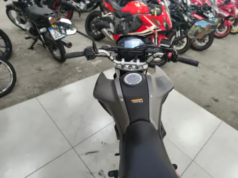 YAMAHA XTZ 250 LANDER, Foto 9