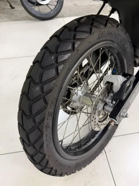 YAMAHA XTZ 250 LANDER, Foto 2