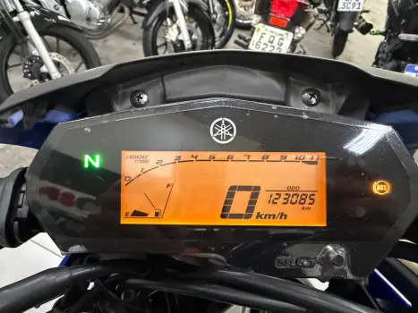 YAMAHA XTZ 250 LANDER, Foto 5