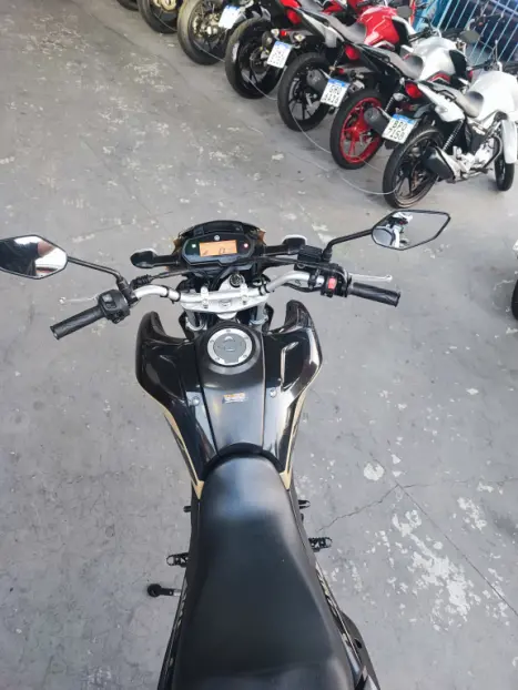 YAMAHA XTZ 250 LANDER, Foto 5