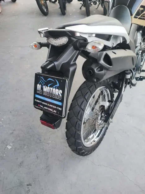 YAMAHA XTZ 250 LANDER, Foto 7