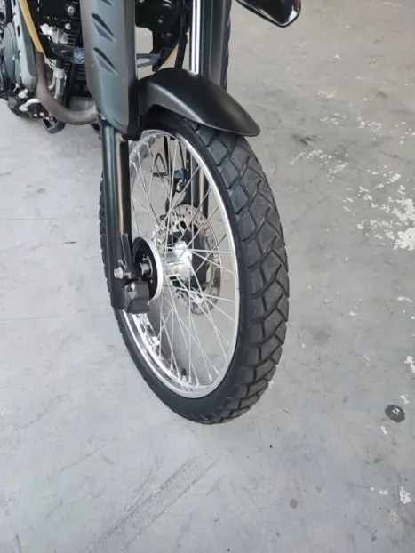 YAMAHA XTZ 250 LANDER, Foto 8