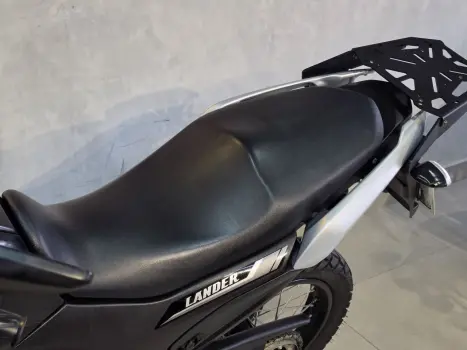 YAMAHA XTZ 250 LANDER, Foto 7