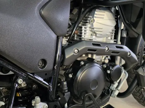 YAMAHA XTZ 250 LANDER, Foto 10