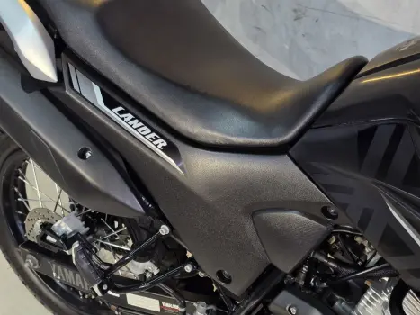 YAMAHA XTZ 250 LANDER, Foto 11