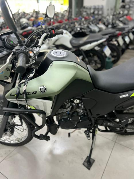 YAMAHA XTZ 250 LANDER, Foto 3