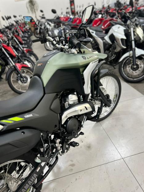 YAMAHA XTZ 250 LANDER, Foto 4