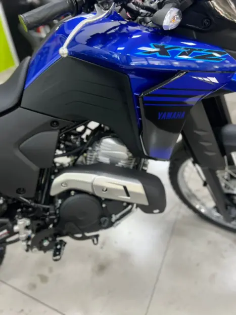 YAMAHA XTZ 250 LANDER, Foto 8