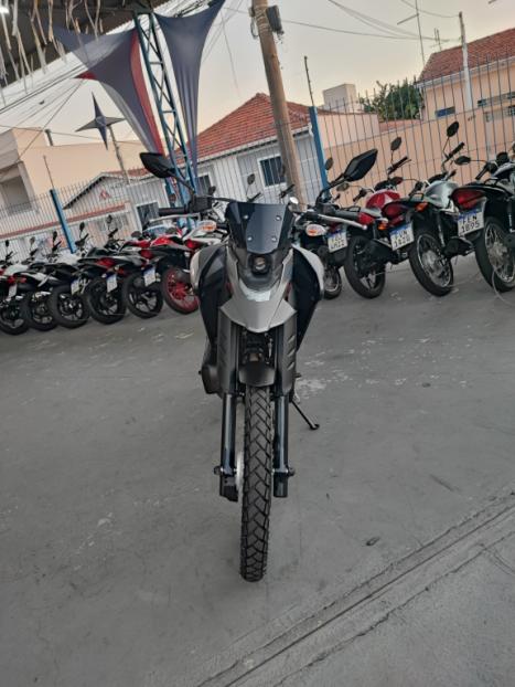 YAMAHA XTZ 250 LANDER, Foto 4