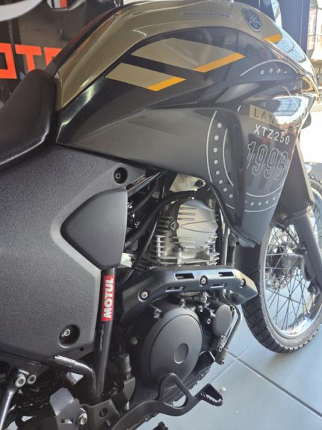 YAMAHA XTZ 250 LANDER, Foto 6