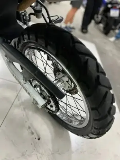 YAMAHA XTZ 250 LANDER, Foto 7