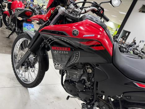 YAMAHA XTZ 250 LANDER, Foto 4