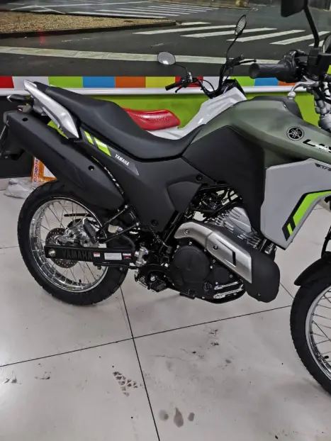 YAMAHA XTZ 250 LANDER, Foto 2