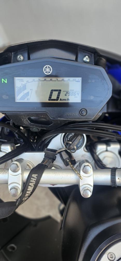 YAMAHA XTZ 250 LANDER, Foto 4