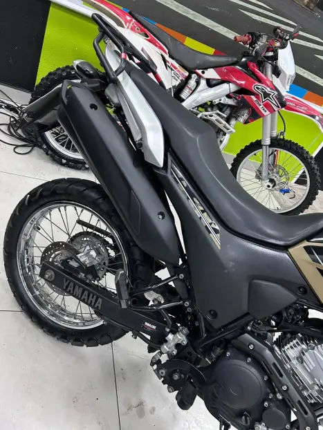 YAMAHA XTZ 250 LANDER, Foto 2