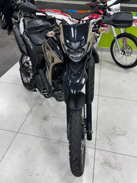 YAMAHA XTZ 250 LANDER, Foto 3