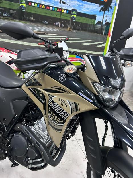 YAMAHA XTZ 250 LANDER, Foto 4
