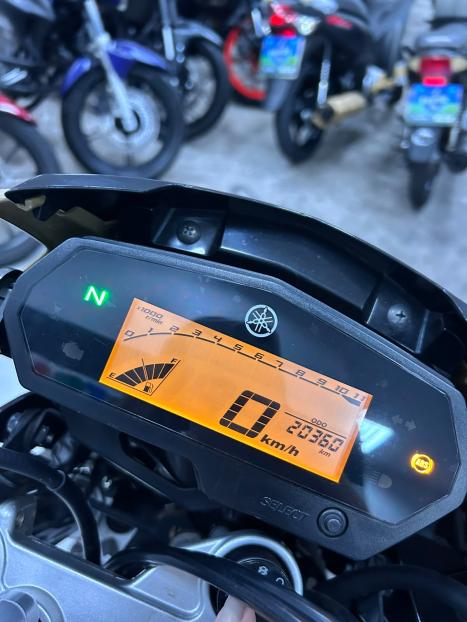 YAMAHA XTZ 250 LANDER, Foto 5