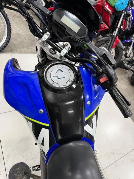 YAMAHA XTZ 250 LANDER, Foto 2