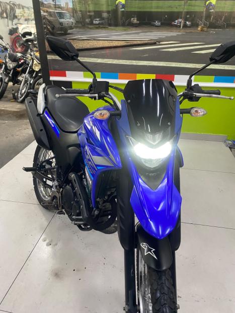 YAMAHA XTZ 250 LANDER, Foto 2