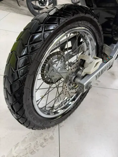 YAMAHA XTZ 250 TENER�, Foto 12