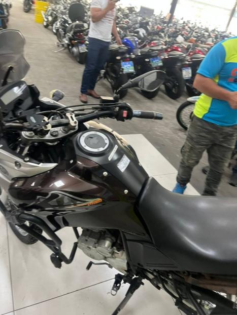 YAMAHA XTZ 250 TENER�, Foto 2
