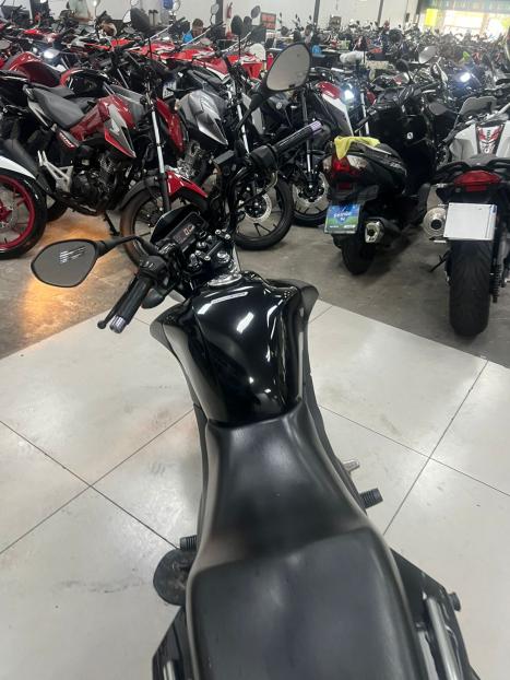 YAMAHA YBR 125 , Foto 10