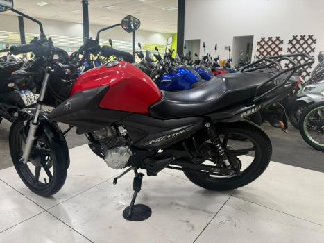 YAMAHA YBR 125 , Foto 3
