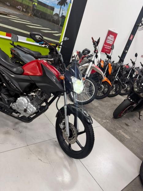 YAMAHA YBR 125 , Foto 6