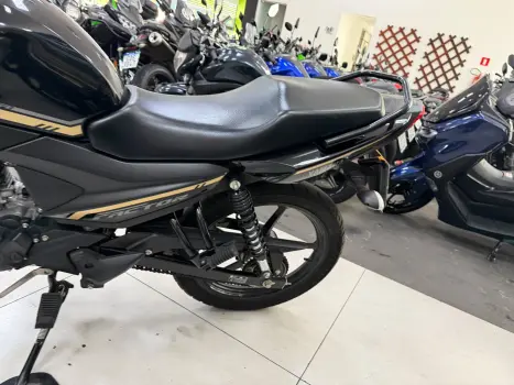 YAMAHA YBR 125 , Foto 8