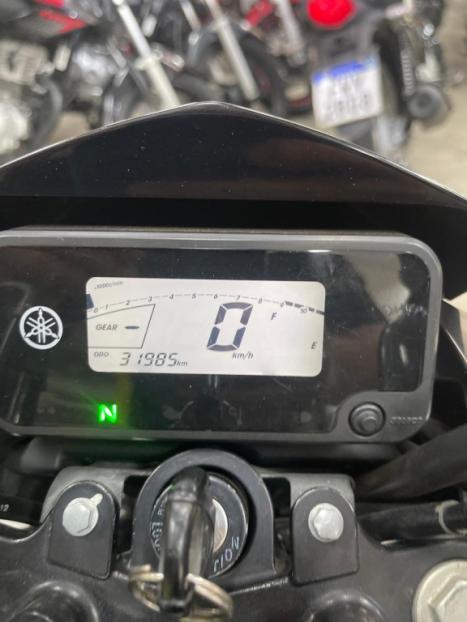 YAMAHA YBR 125 ED, Foto 9
