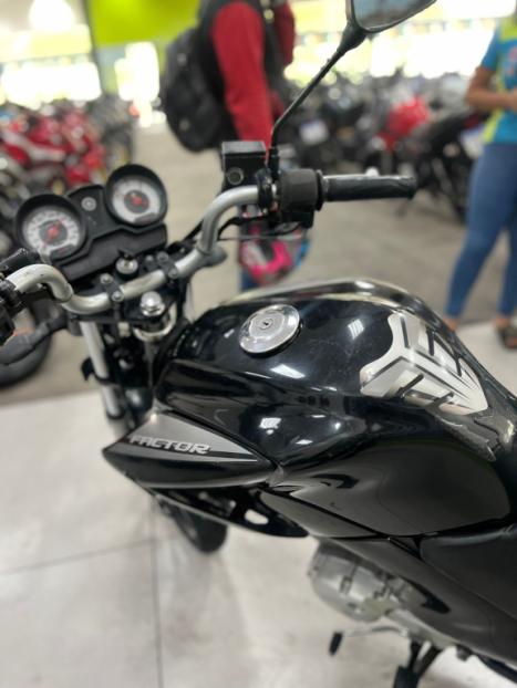 YAMAHA YBR 125 FACTOR ED, Foto 5