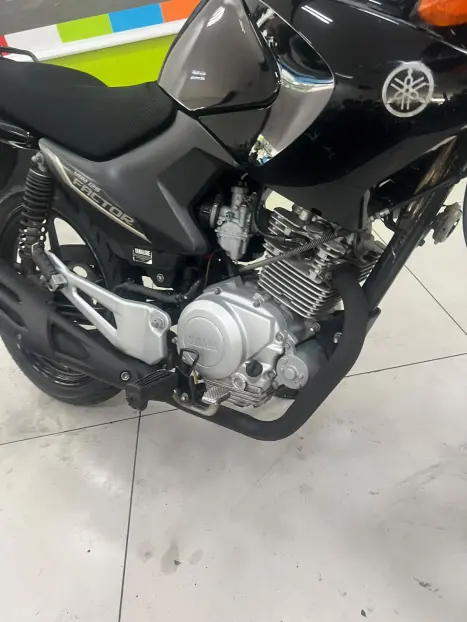 YAMAHA YBR 125 FACTOR ED, Foto 2
